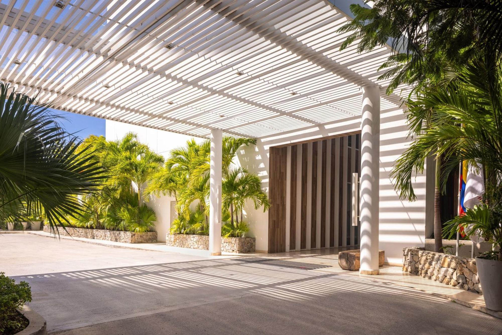Santa Marta Marriott Resort Playa Dormida Eksteriør billede The entrance of the new terminal